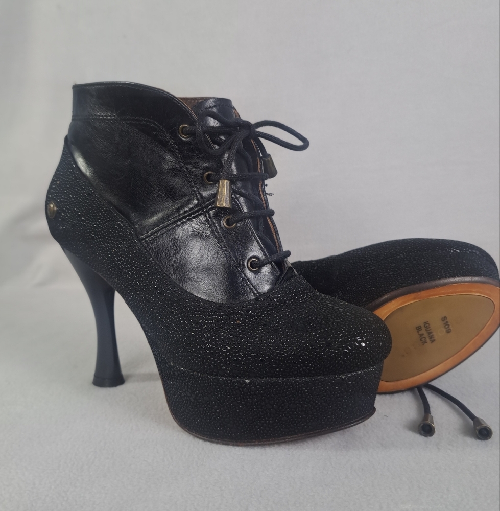 Neosens Womens Leather Heeled Ankle Boots Black Rare NWOT Size 37 US 6.5